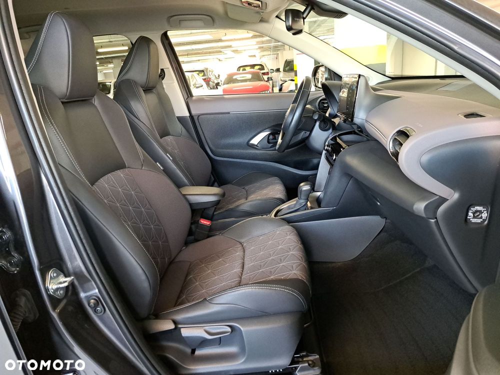 Toyota Yaris Cross - 16