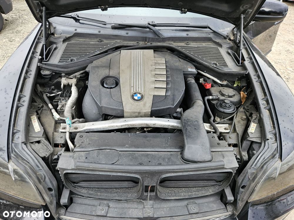 BMW X5 xDrive35d - 25