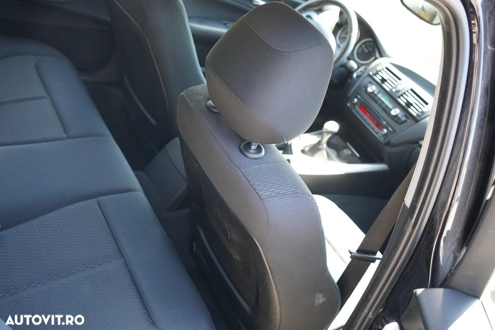 BMW Seria 1 114i - 8