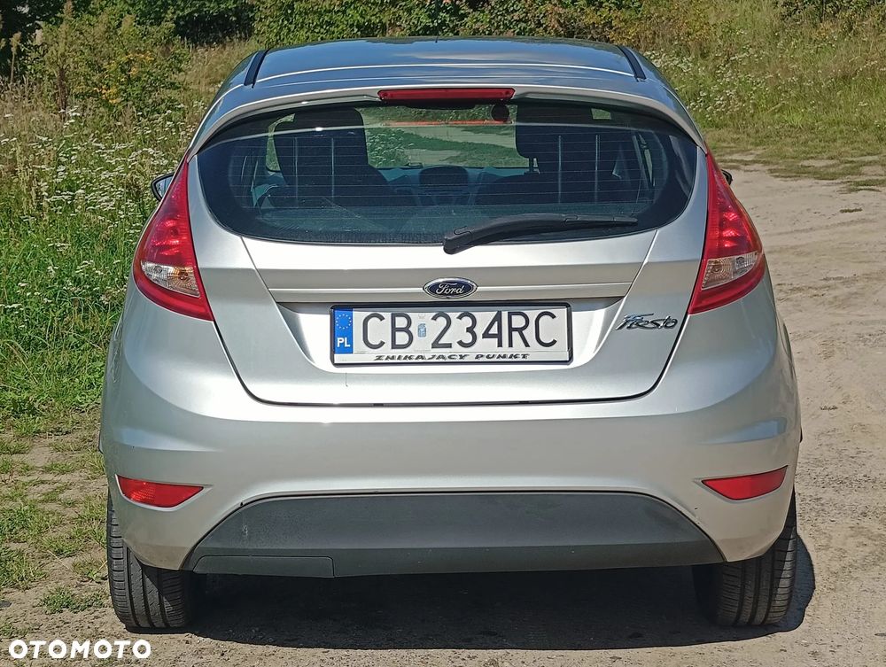 Ford Fiesta 1.25 Ambiente EU5 - 2