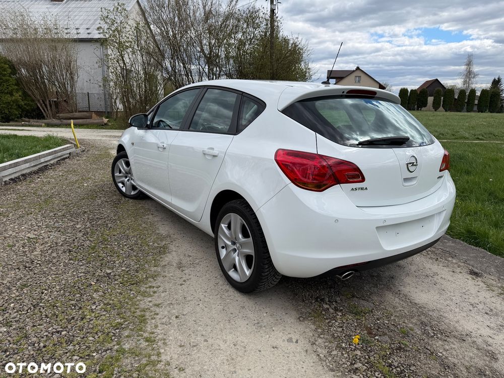 Opel Astra 1.4 Turbo - 7