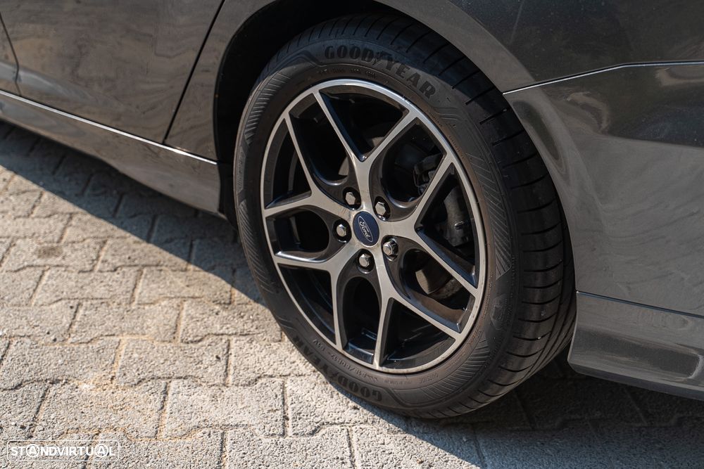 Ford Focus - 7