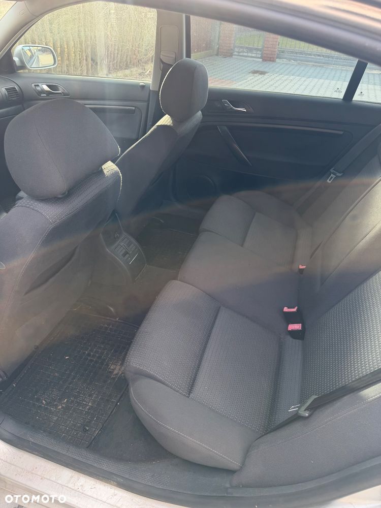 Skoda Superb 1.9 TDI Comfort - 9