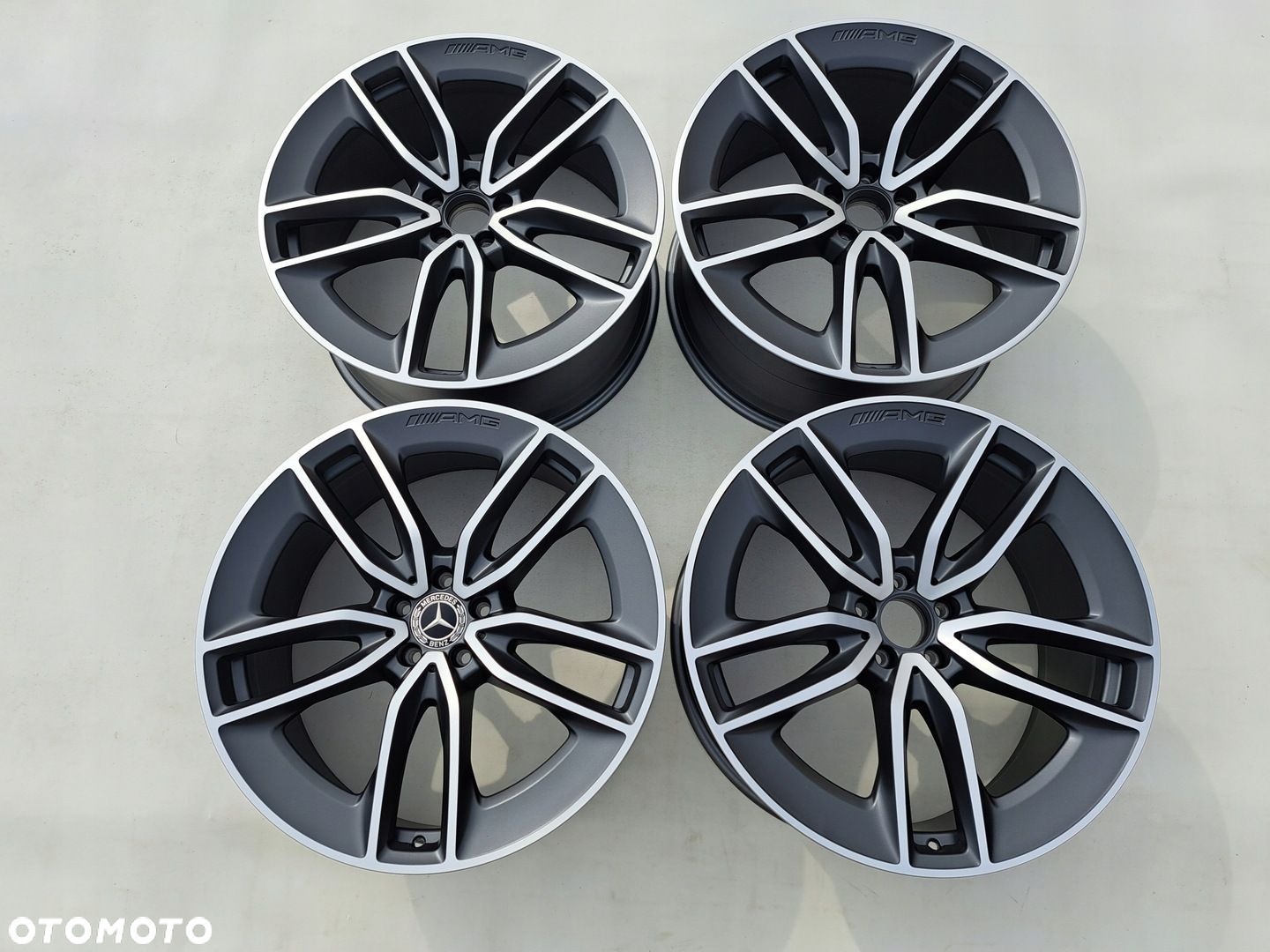 Oryg. Mercedes GLE GLS 22 Coupe AMG 167 A1674013600 A1674013700 - 7