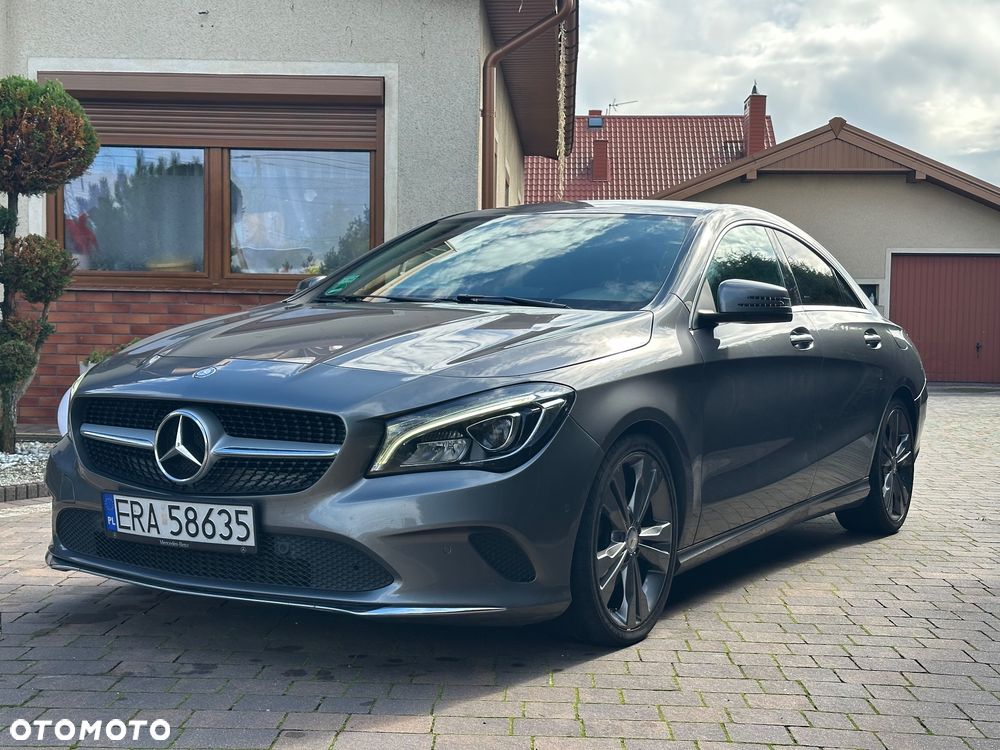 Mercedes-Benz CLA 220 d 7G-DCT Urban - 21