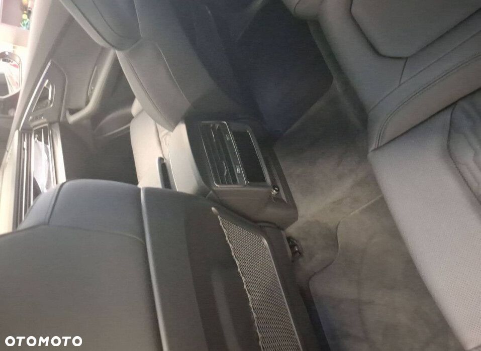 Audi RS Q8 TFSI mHEV Quattro Tiptronic - 16