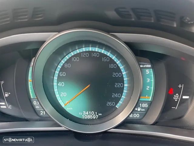 Volvo V40 1.6 D2 VOR - 34