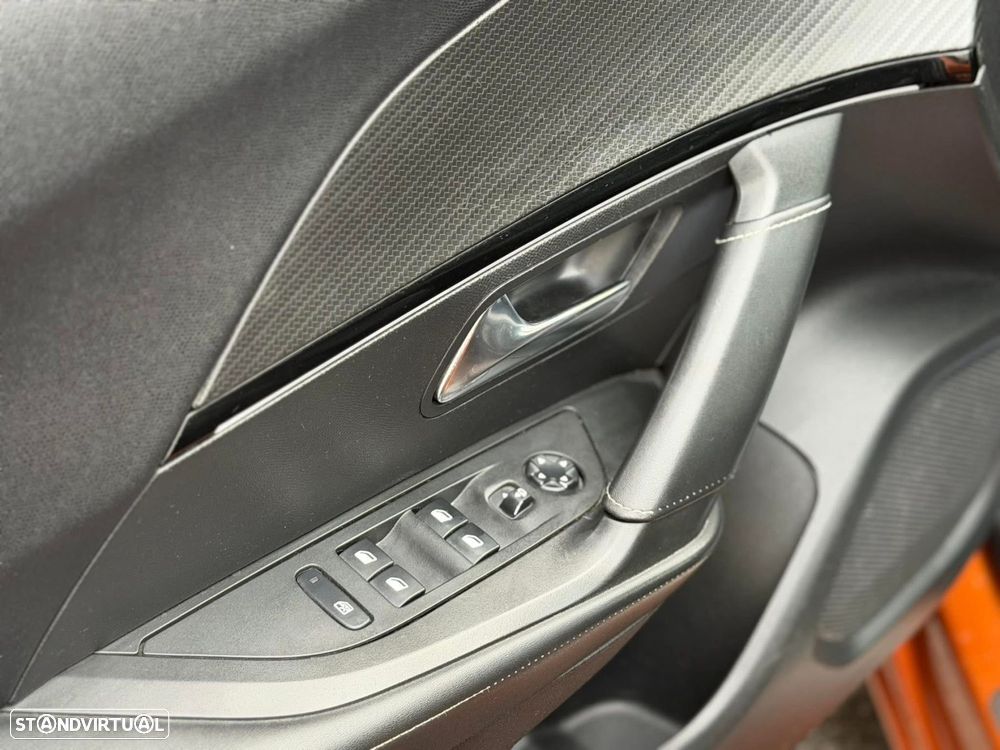 Peugeot 2008 1.5 BlueHDi GT - 13