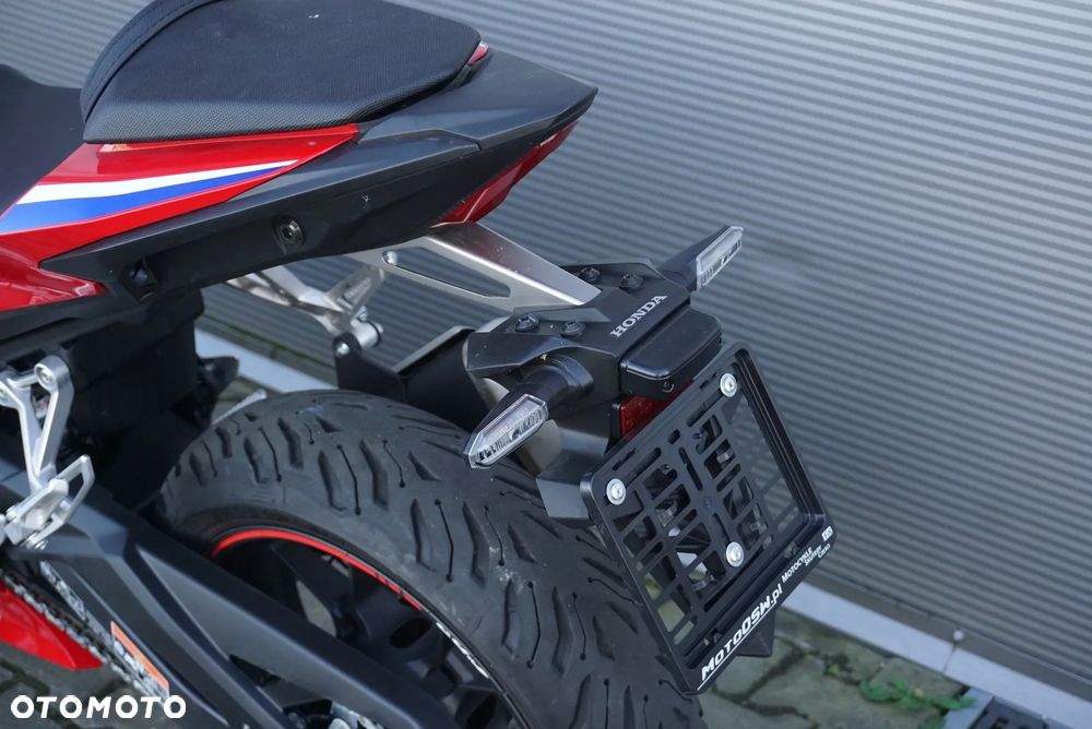Honda CBR - 15