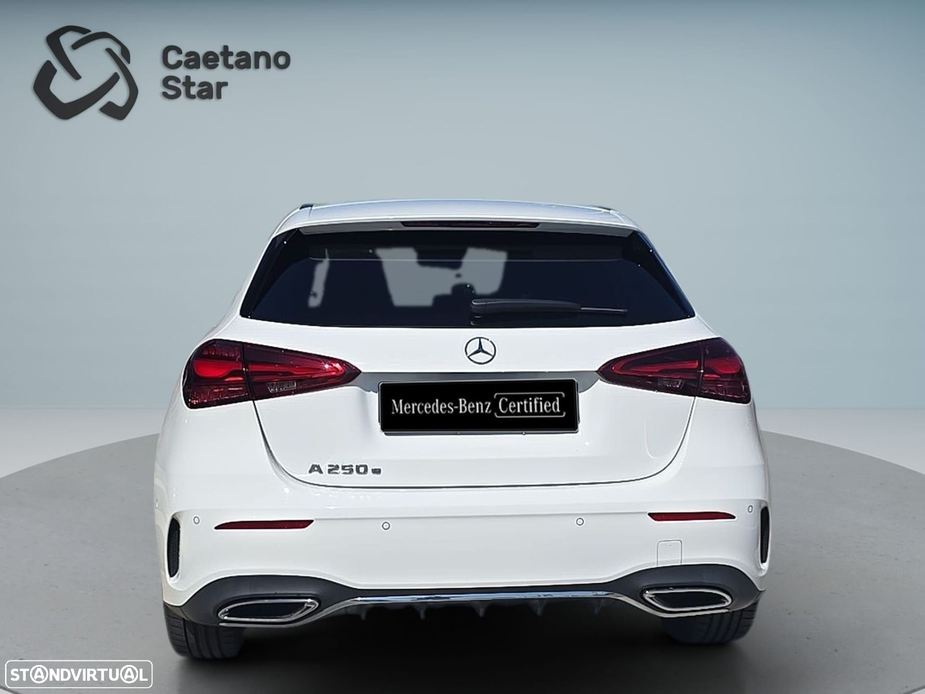 Mercedes-Benz A 250 e AMG Line - 8