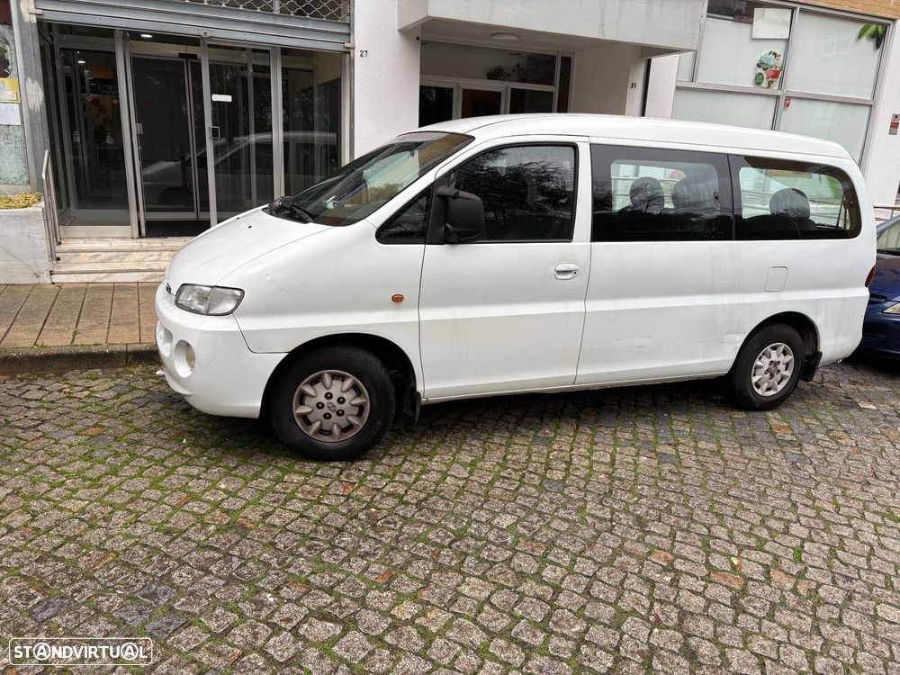 Hyundai H-1 Starex - 8