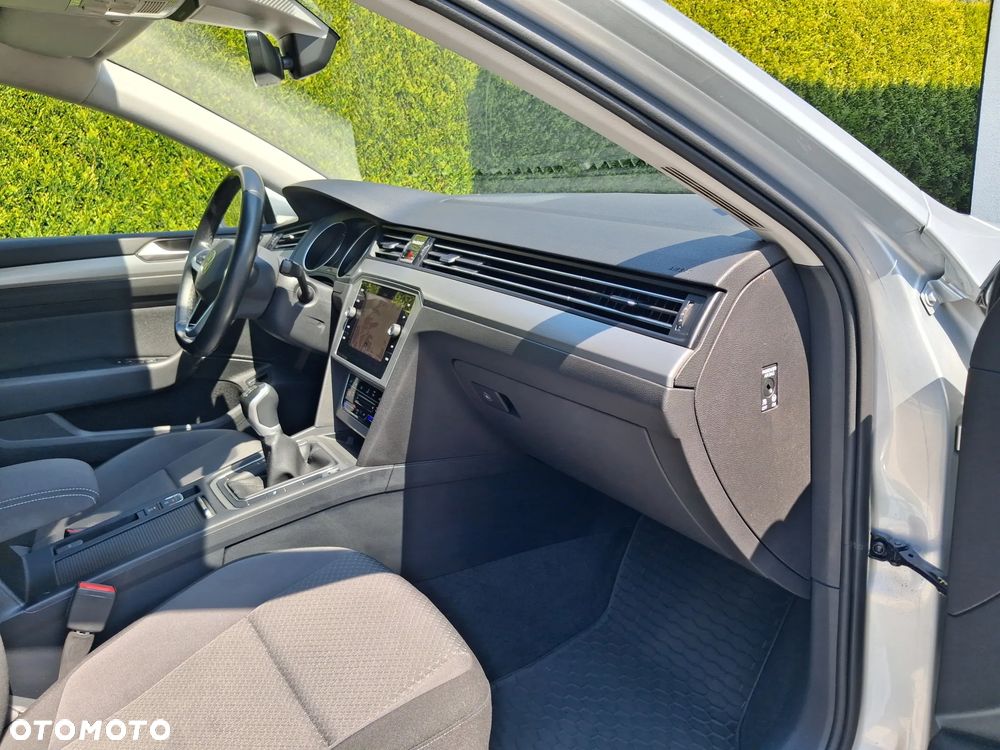 Volkswagen Passat 2.0 TDI EVO Business - 10
