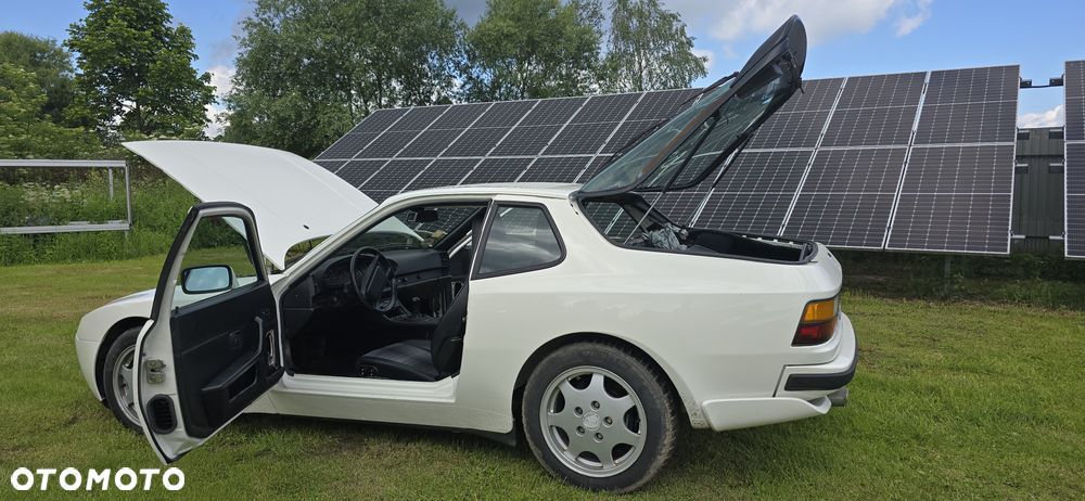 Porsche 944 - 14