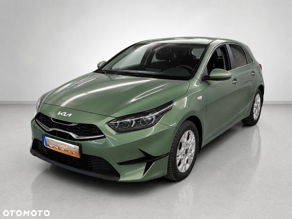 Kia Ceed - 1