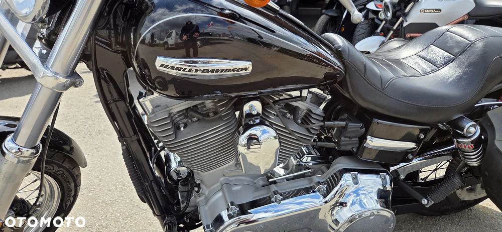 Harley-Davidson Dyna Super Glide - 22