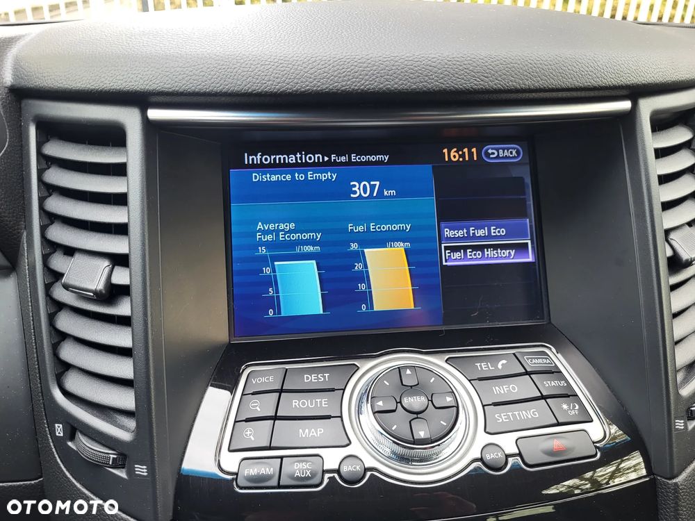 Infiniti Q70 3.0d S Premium - 16