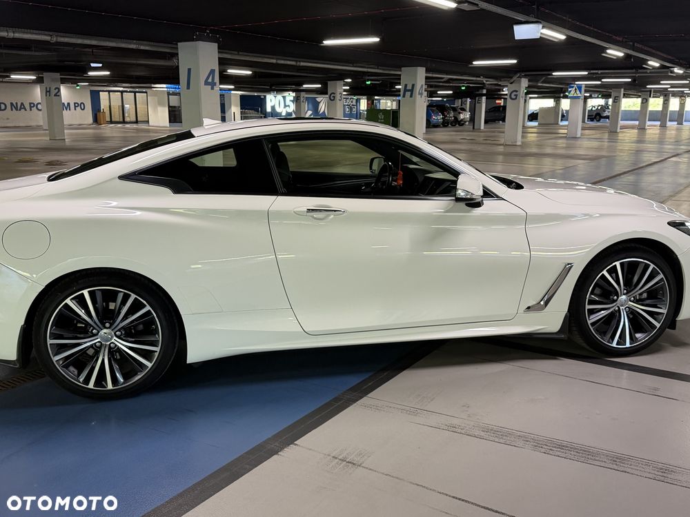 Infiniti Q60 - 4