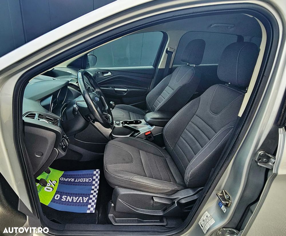 Ford Kuga - 13