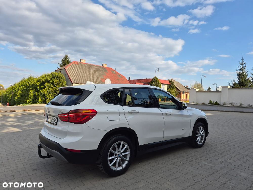BMW X1 sDrive18d - 6