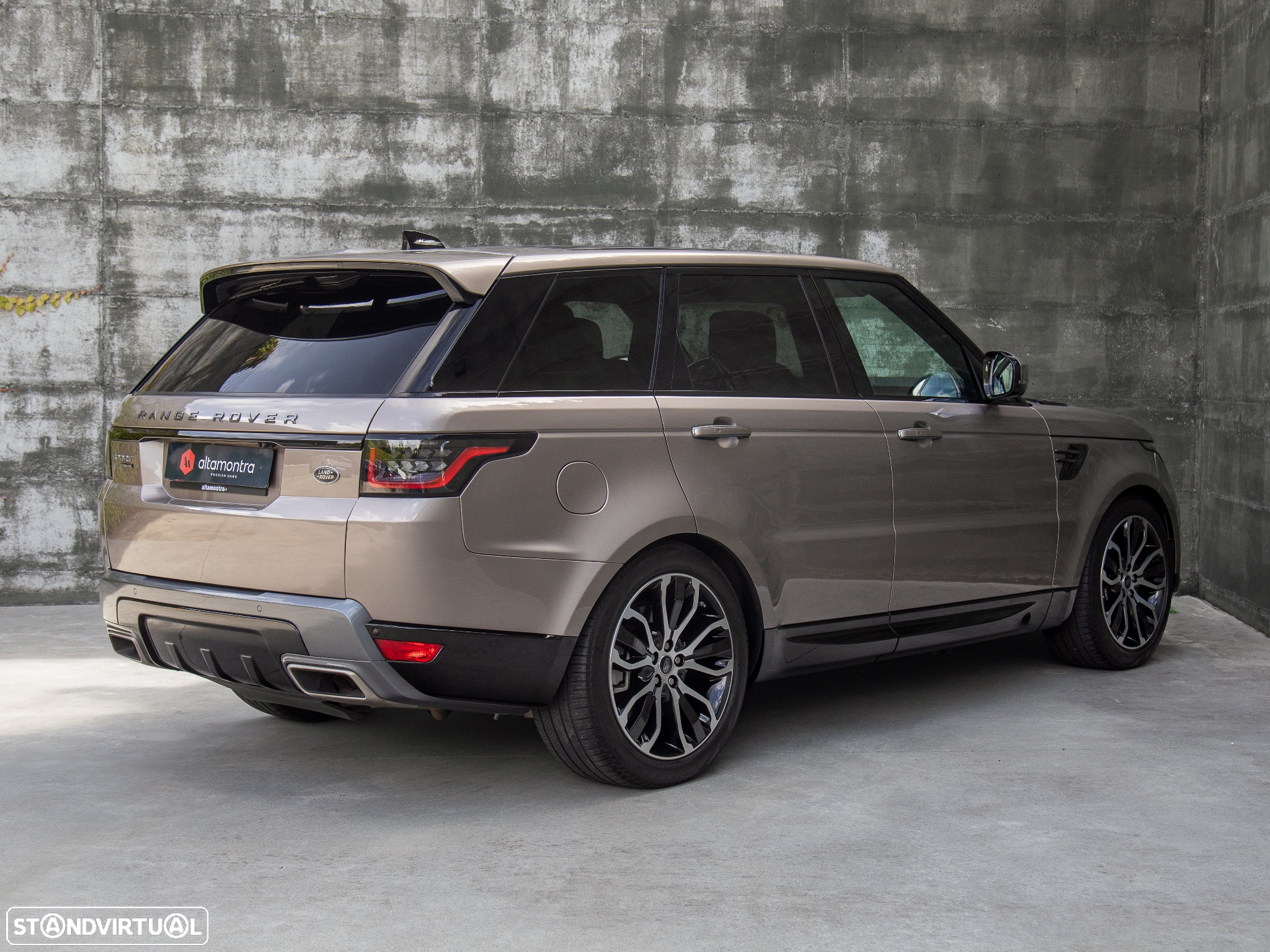 Land Rover Range Rover Sport P440e Hybrid Dynamic HSE - 15