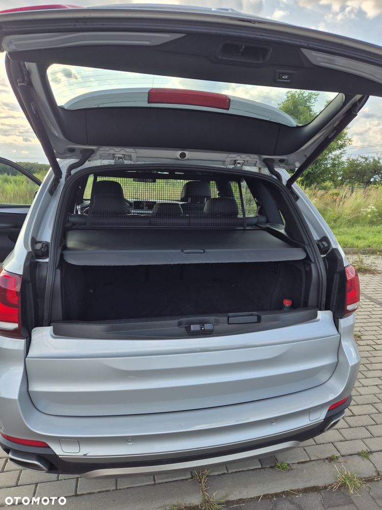 BMW X5 xDrive40d - 33