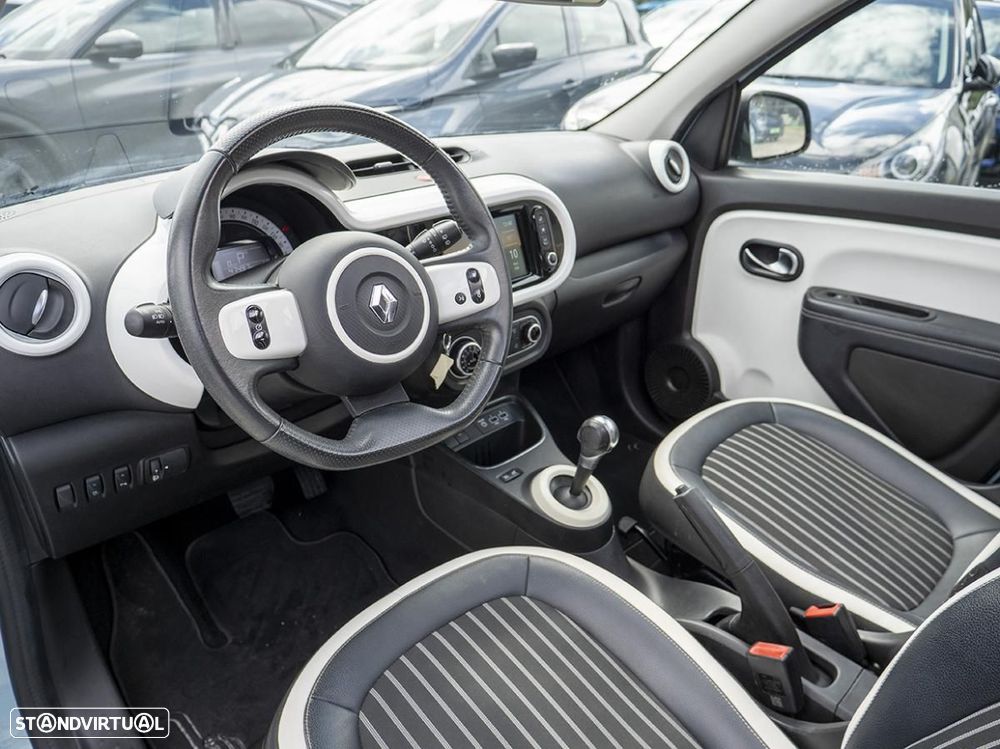 Renault Twingo Z.E. 22 Intens - 24
