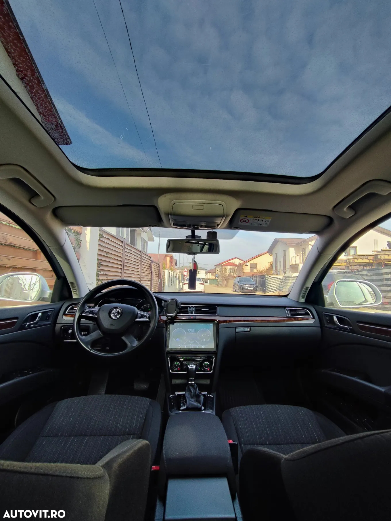 Skoda Superb Combi 2.0 TDI 4X4 Elegance - 22