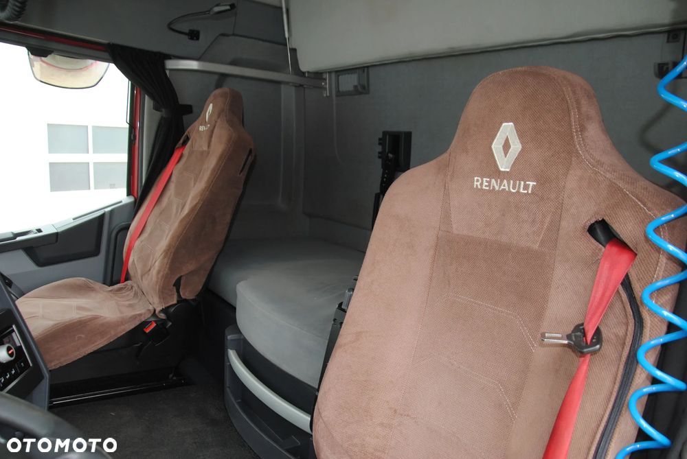 Renault T 440 - 11