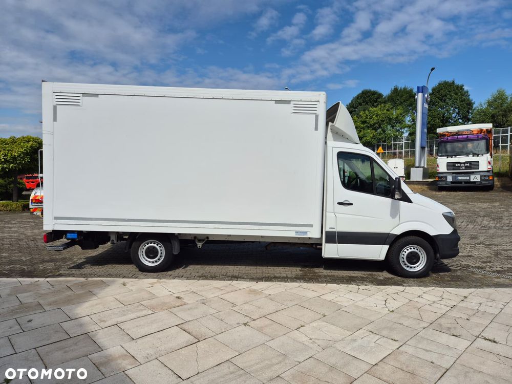 Mercedes-Benz Sprinter 316 CDi / KONTENER / 1 WŁ / WINDA PALFINGER / SOLIDNY KONTENER / 3 MIEJSCA / BEZWYPADKOWY / TEMPOMAT / PODGRZEWANY FOTEL / STAN BARDZO DOBRY - 7