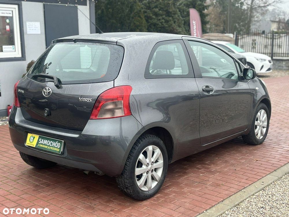 Toyota Yaris 1.3 VVT-i Cool - 7