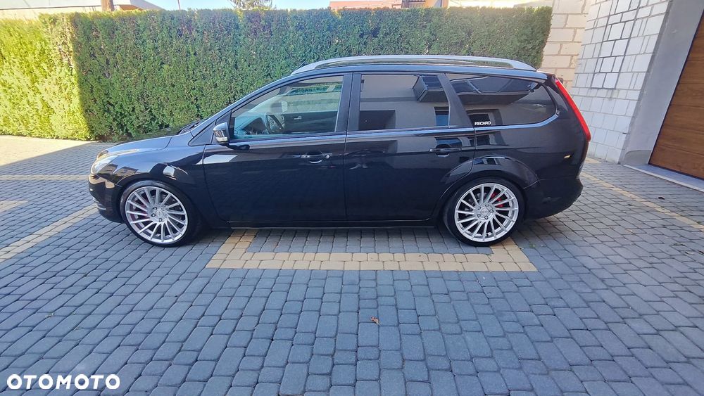 Ford Focus 2.0 16V Titanium - 14
