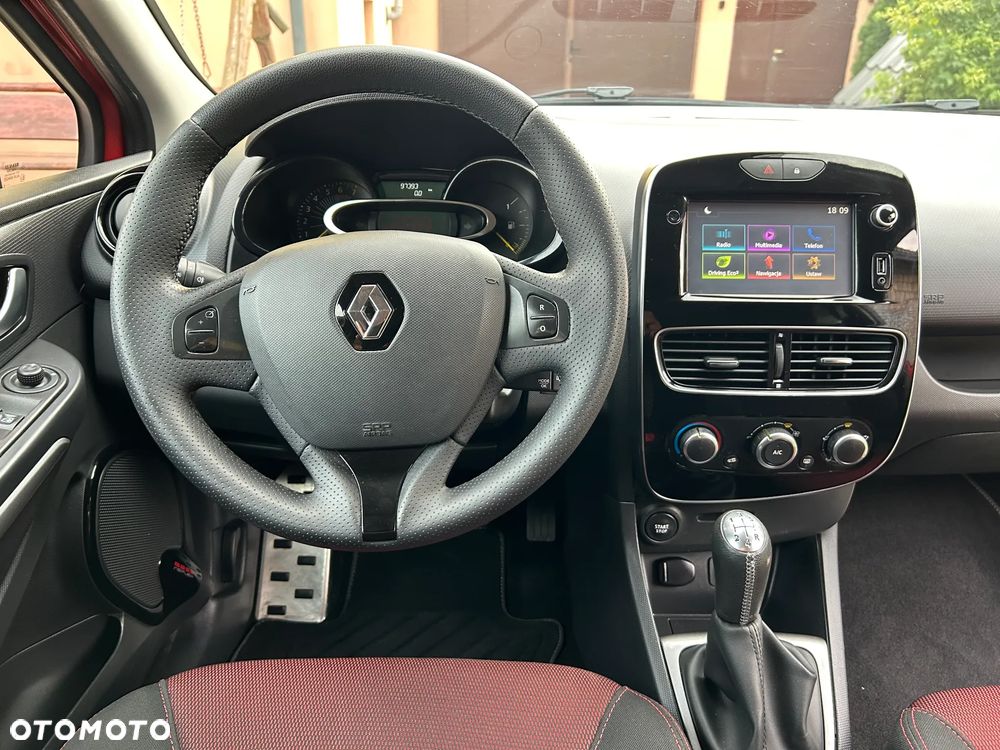 Renault Clio 1.2 16V Limited - 12