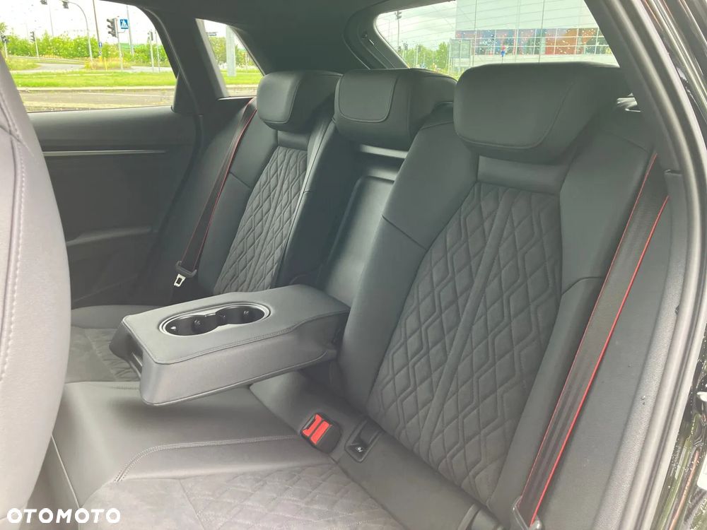 Audi RS3 Sportback - 28