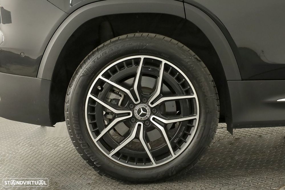 Mercedes-Benz EQB 300 4Matic AMG Line - 16