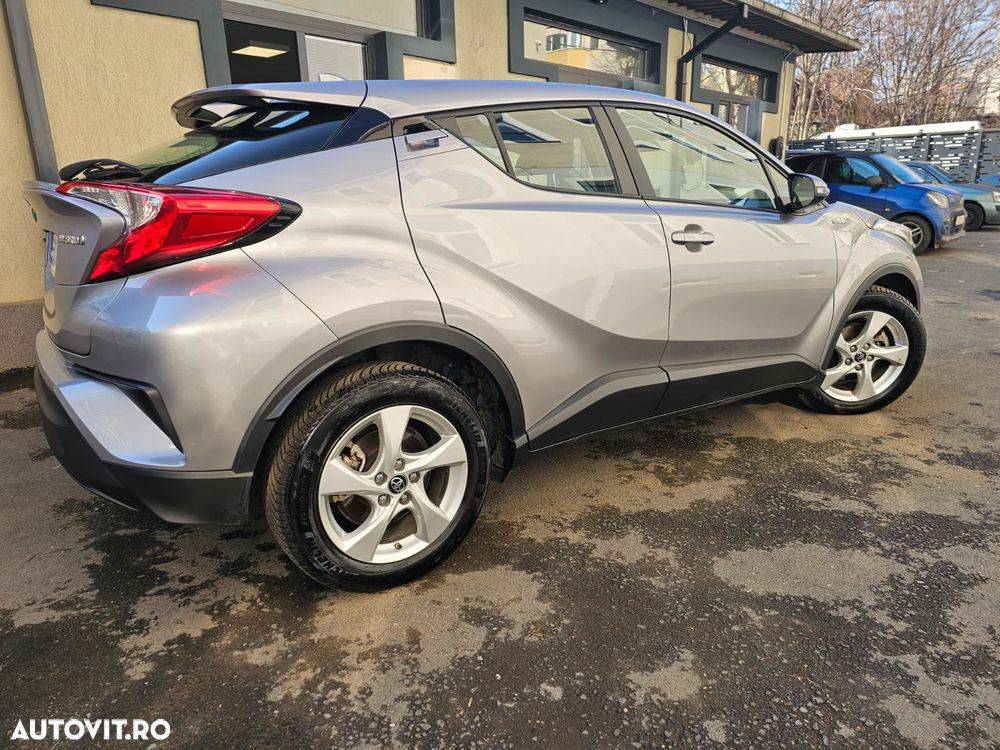 Toyota C-HR - 3