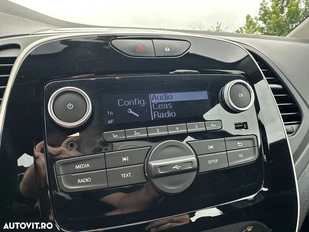 Renault Captur TCe 90 Zen - 21