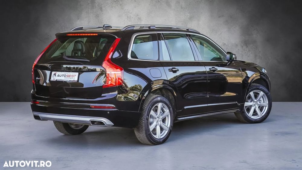 Volvo XC 90 - 7
