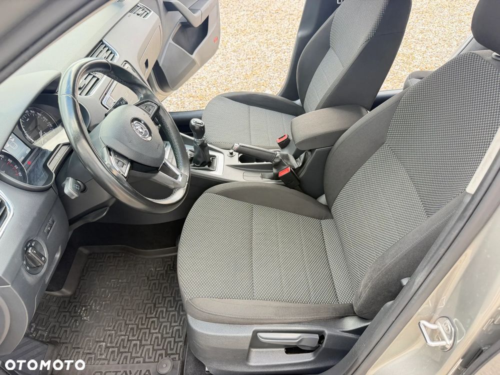 Skoda Octavia 2.0 TDI Ambition EU6 - 8