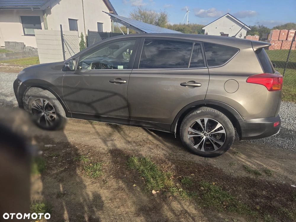 Toyota RAV4 - 10