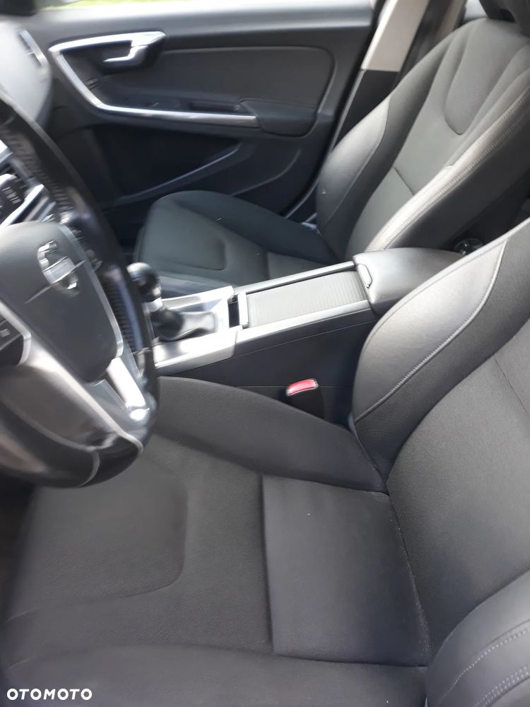 Volvo V60 D4 - 6