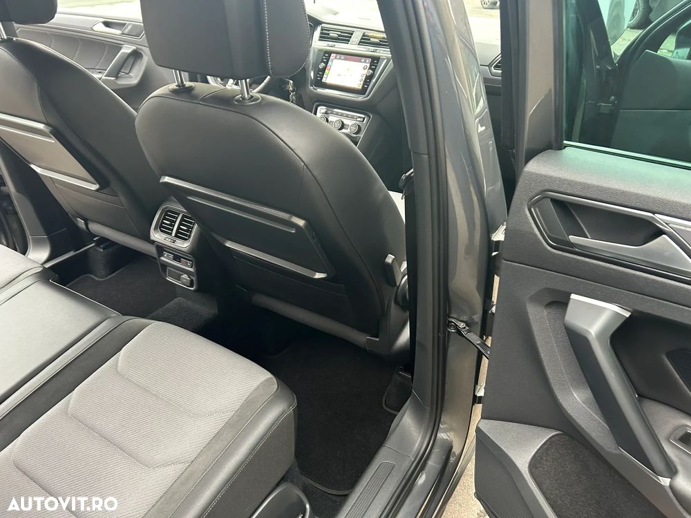 Volkswagen Tiguan - 17