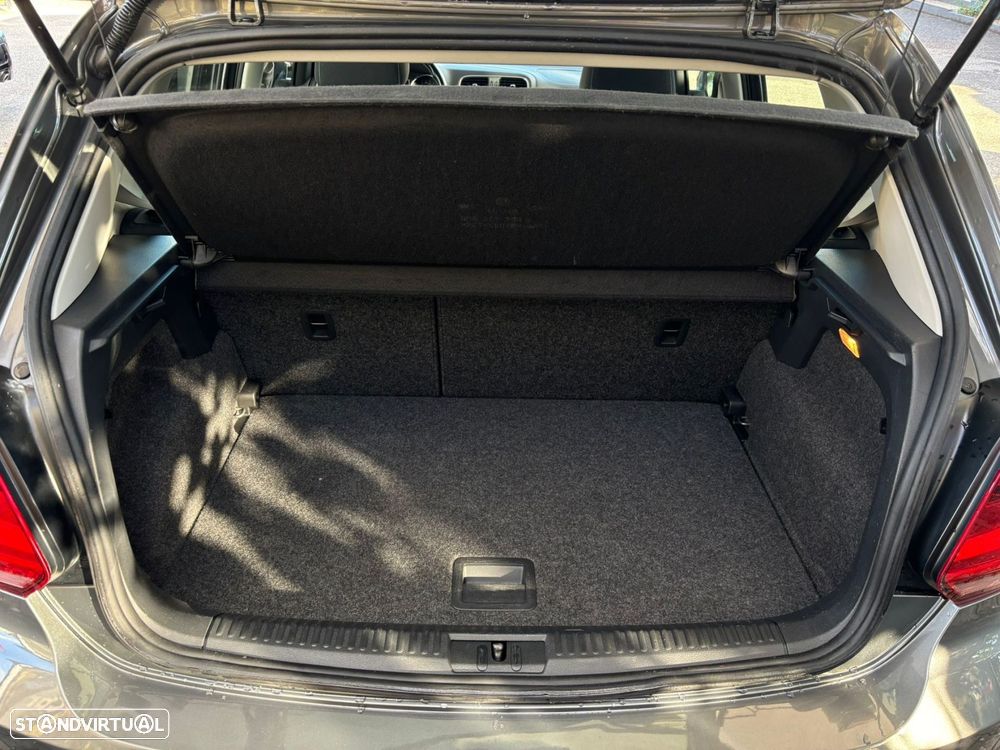 VW Polo 1.4 TDi Lounge - 12