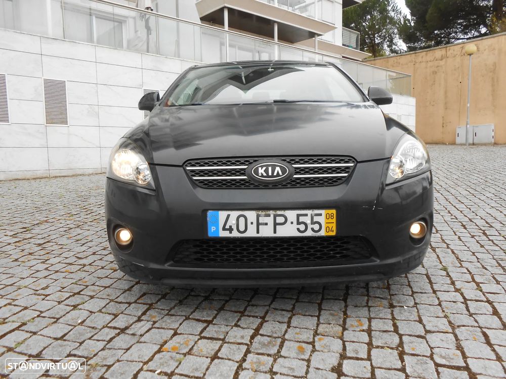 Kia Ceed S Coupé 1.6 CRDi EX - 3