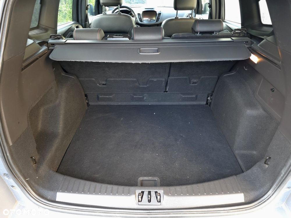 Ford Kuga 2.0 TDCi AWD ST-Line - 36