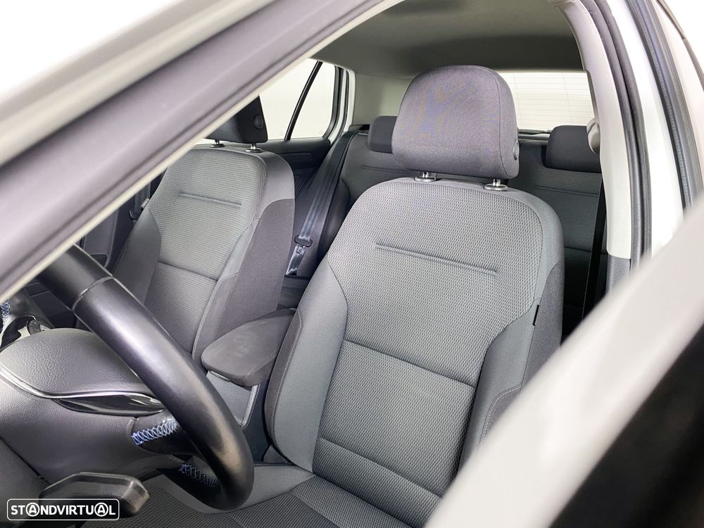 VW e-Golf AC/DC - 21