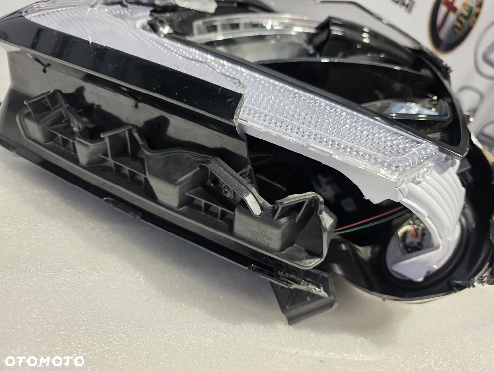 KIA SPORTAGE V LEWA LAMPA PRZEDNIA PRZÓD FULL LED , NR 92101-R2000 / R2921-61010 , NR AUKCJI LPP244 - 16