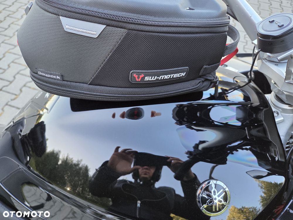 Yamaha FJR - 25