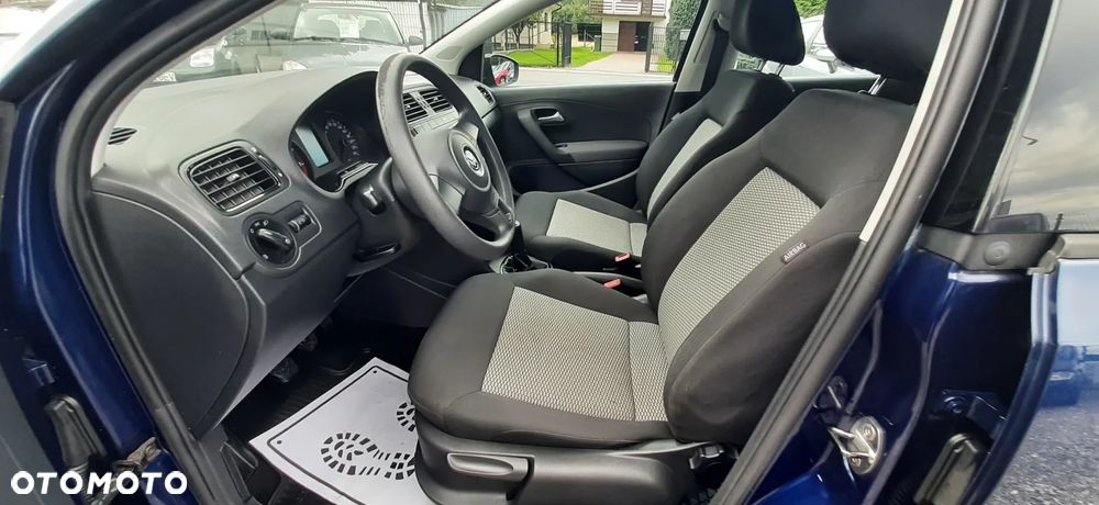 Volkswagen Polo - 8