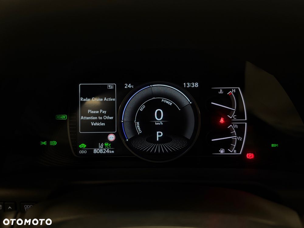 Lexus ES 300h Business Edition - 11