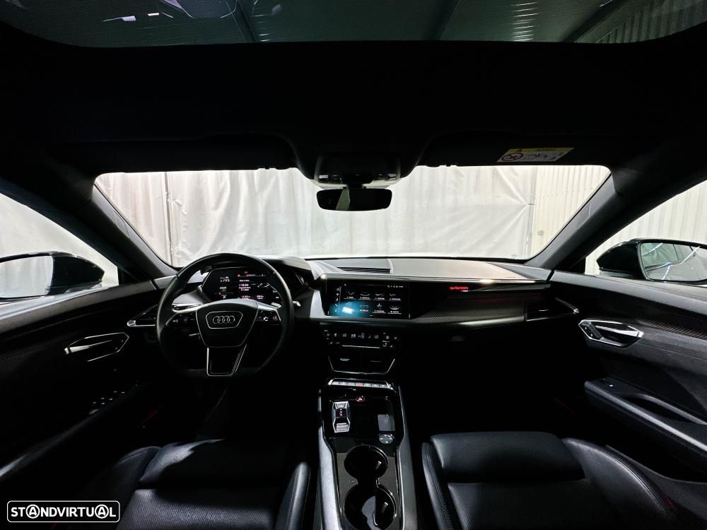 Audi e-tron GT quattro - 11